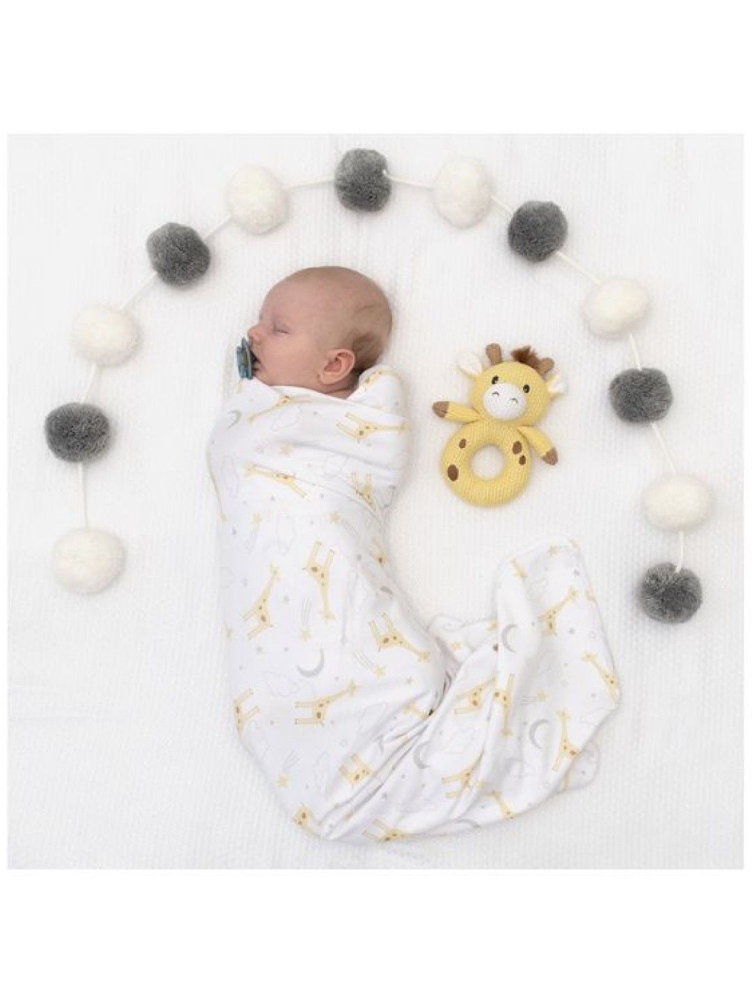 Jersey Swaddle & Rattle Gift Set - Noah/Giraffe