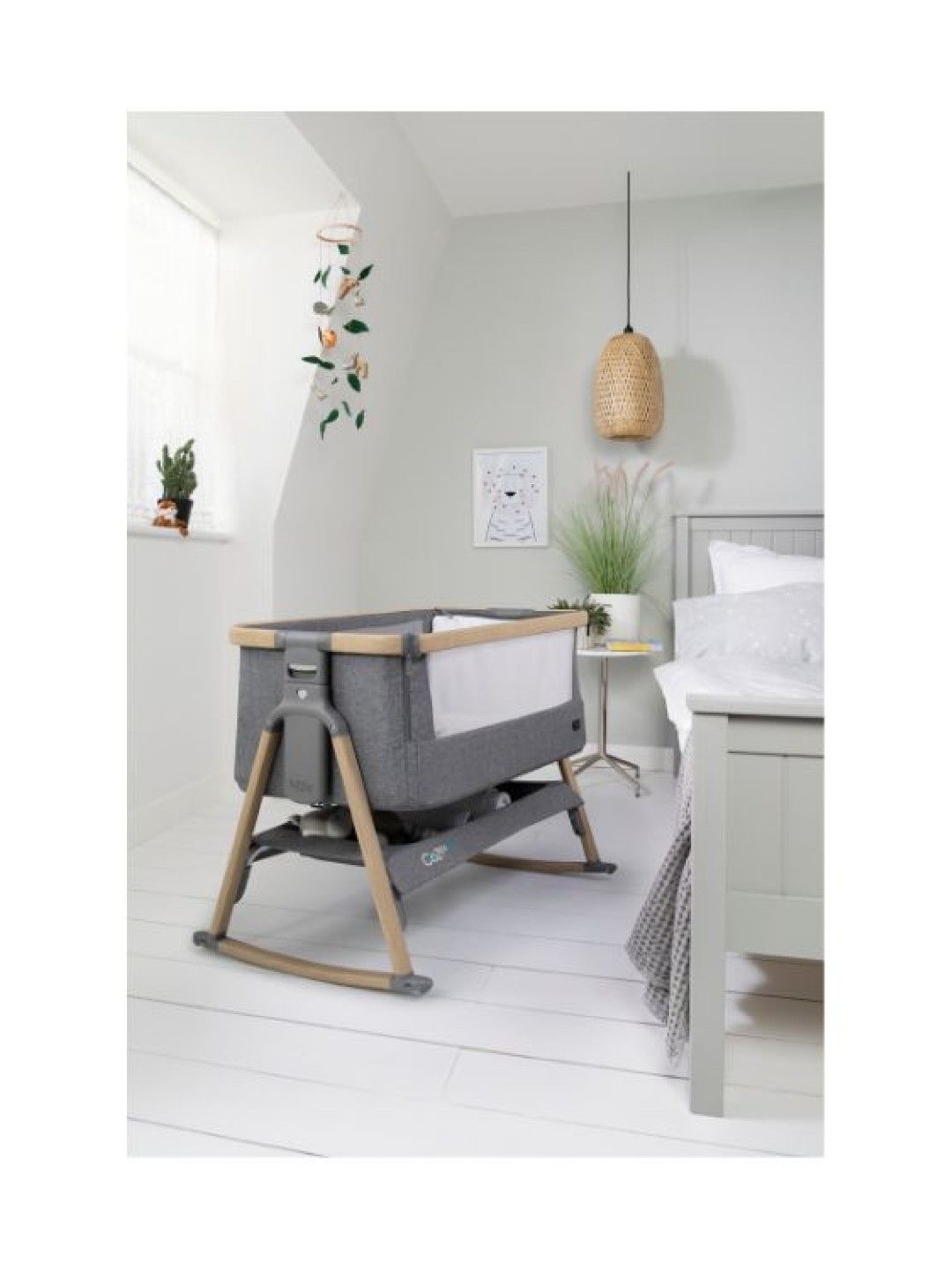 Cozee Air Bedside Crib - Oak and Charcoal