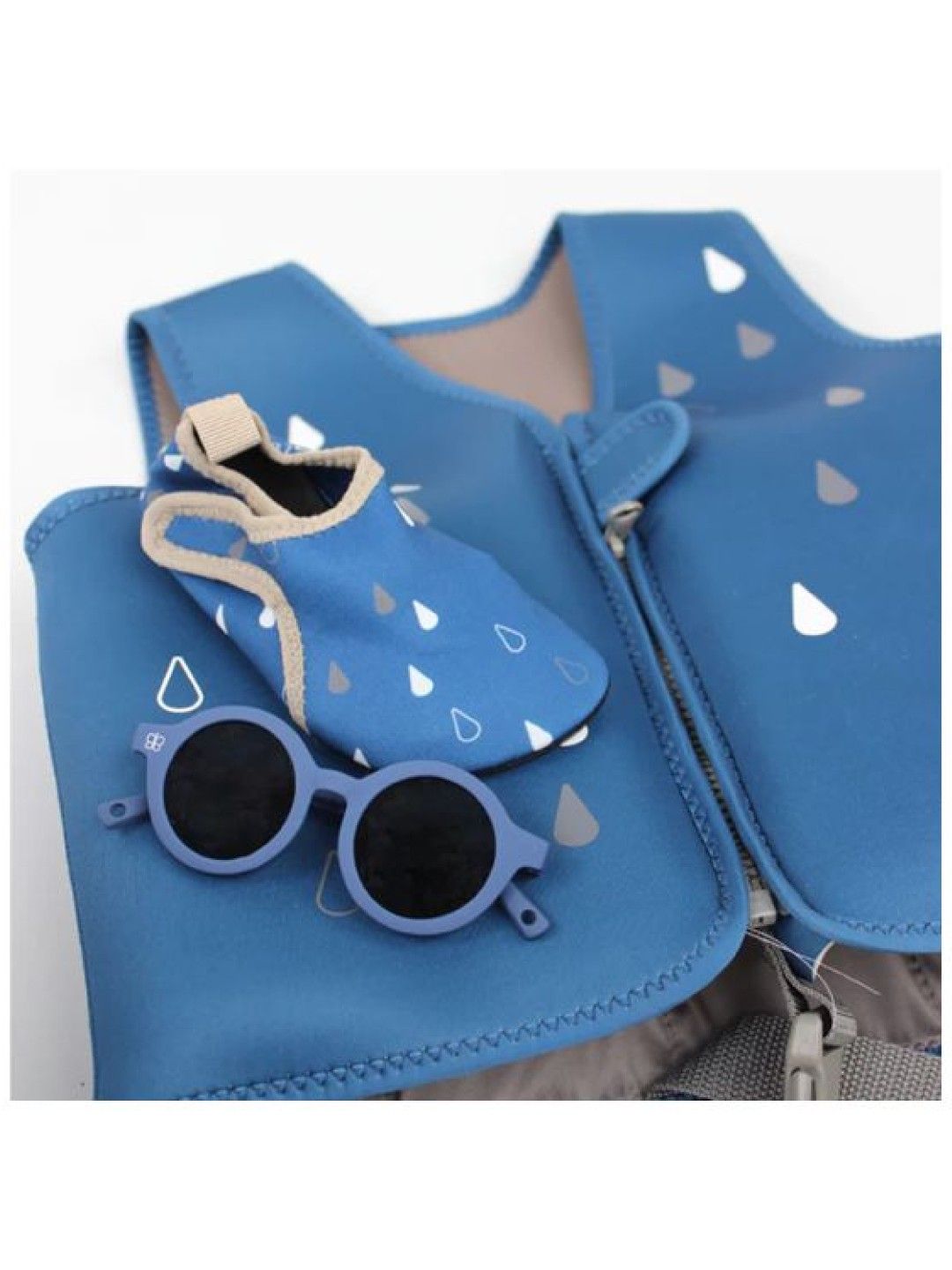 Näj: Adjustable Neoprene Swim Vest